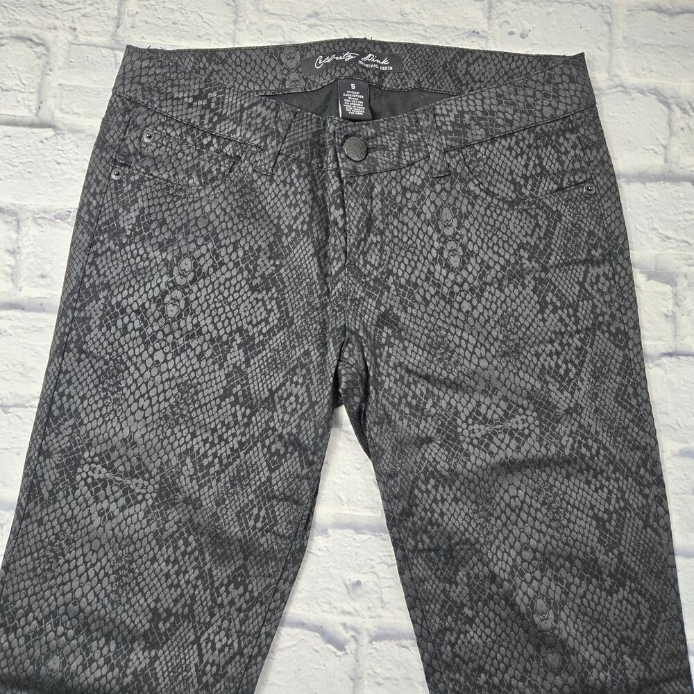 Celebrity Pink Original Denim Jeans Black Snakeskin Mobwife Print Skinny size 5 - Picture 5 of 16